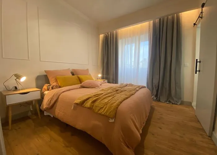 101 Urban Apartment *