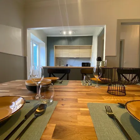 Apartment 101 Urban