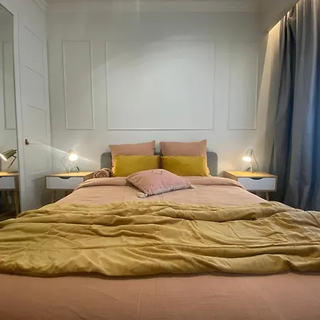 101 Urban Apartment *