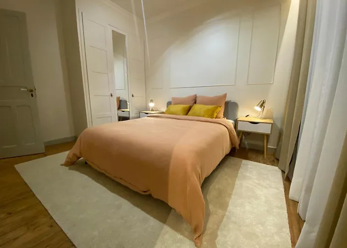 101 Urban Apartment *